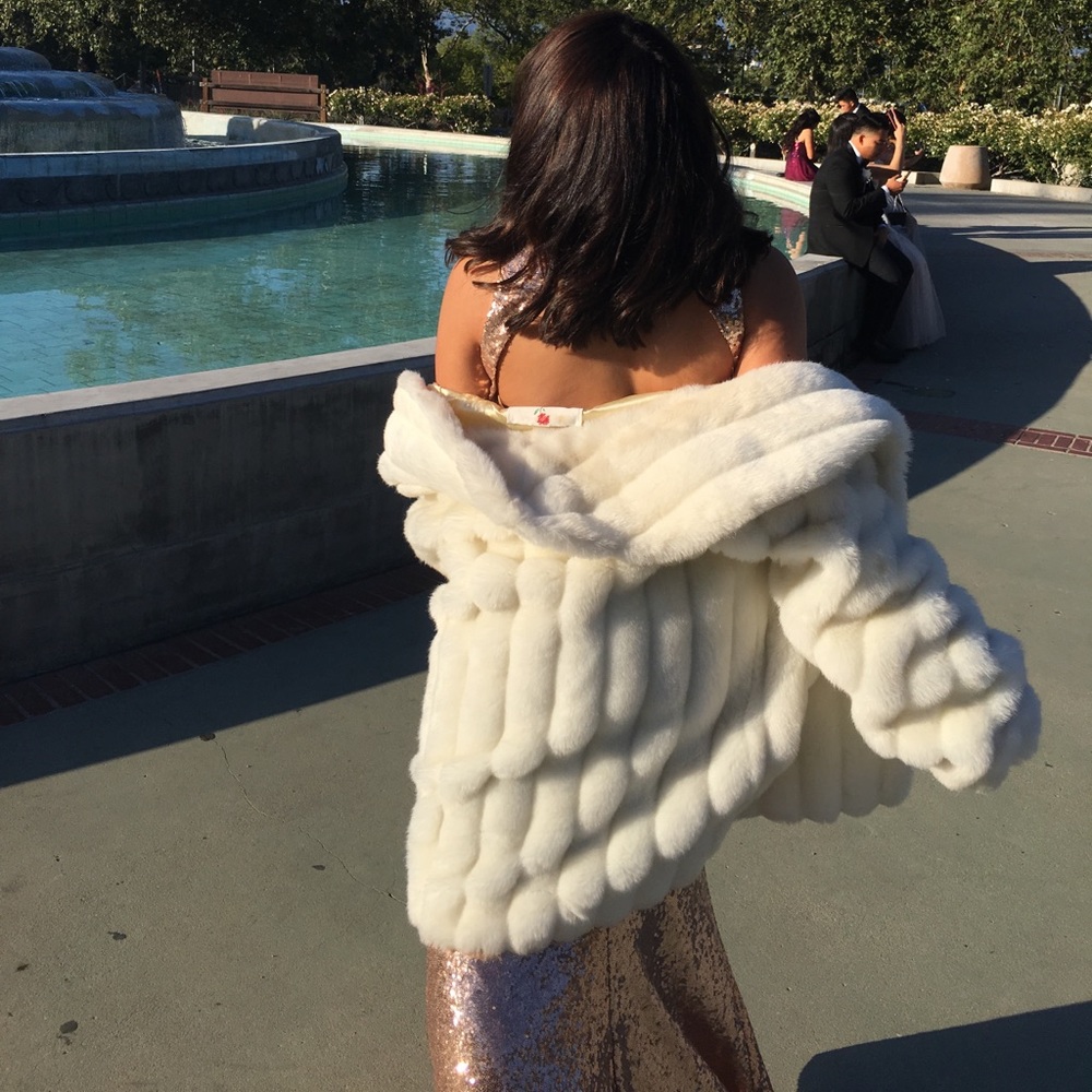 White fux coat!