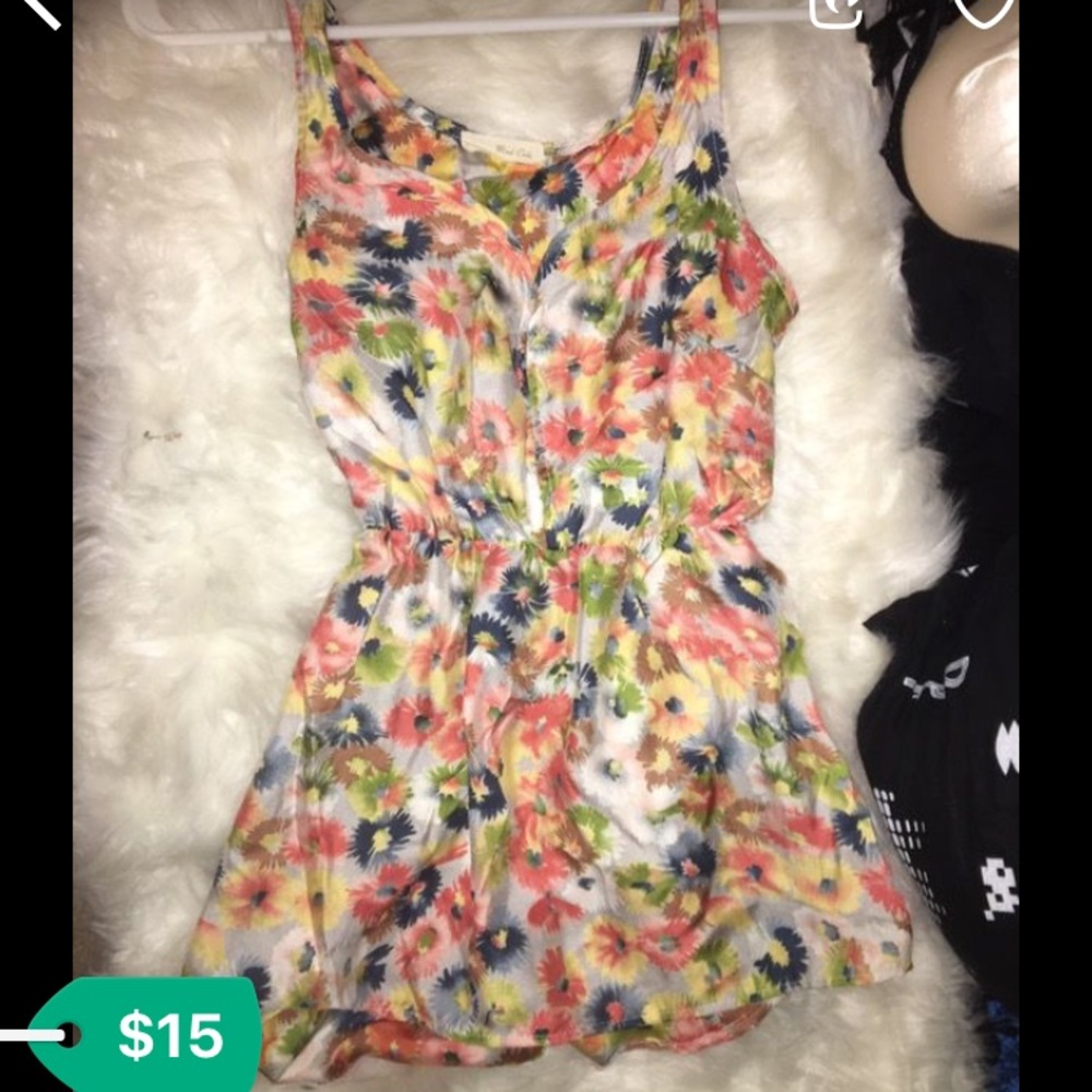 Mind code beautiful floral low back shirt