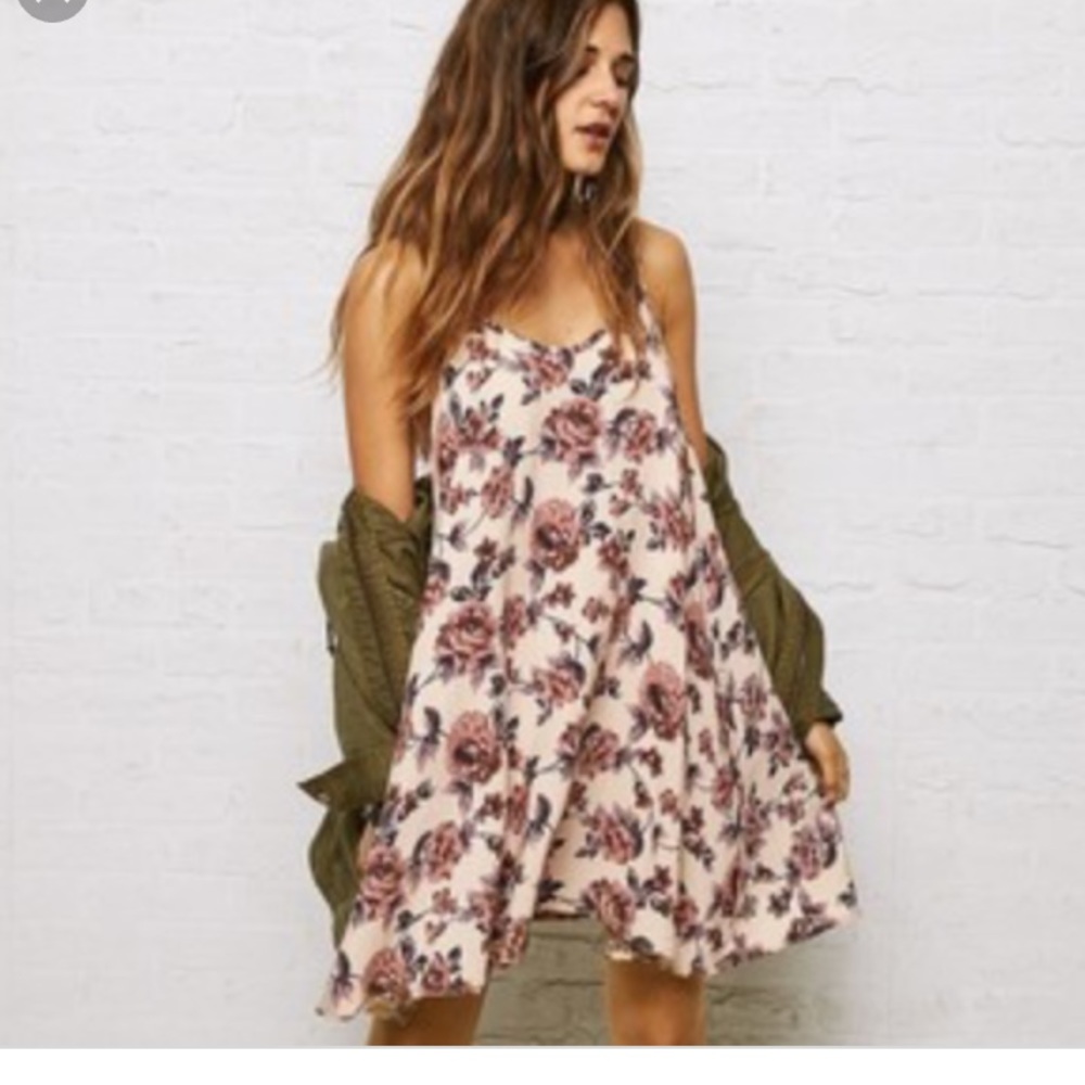 American Eagle don't ask why floral swing dress