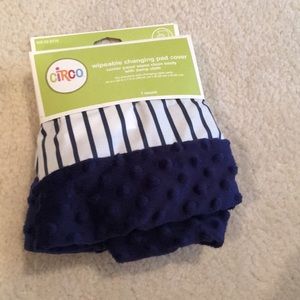 circo wipeable changing pad cover