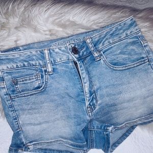 American Eagle Outfiters short pants