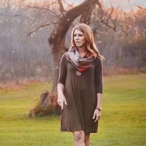 Meet your Posher, Dana