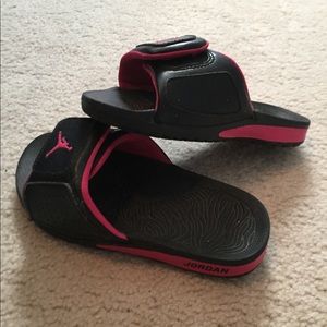 Kids Jordan slides