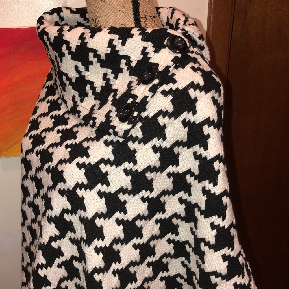 HOUNDSTOOTH PONCHO SHAWL SZ MED LAST KISS - Picture 5 of 8