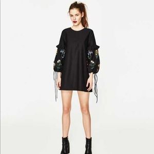 NWOT ZARA EMBROIDERED DRESS
