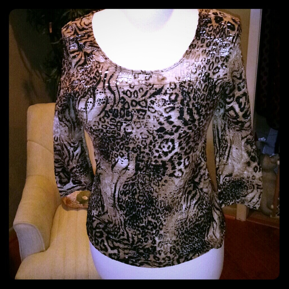 Pullover Top