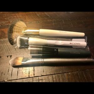 Makeup brush bundle