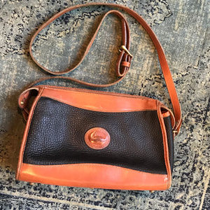 VINTAGE DOONEY & BOURKE USA CROSS BODY BAG