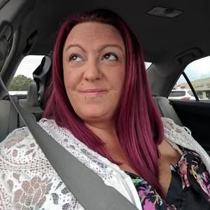 Meet your Posher, Joelle