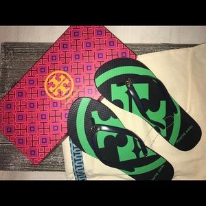 NWT !!!!  TORY BURCH EMORY FLIP FLOP
