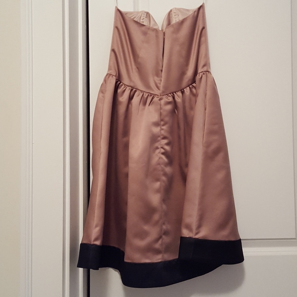 Thread Social Dress - Picture 4 of 4