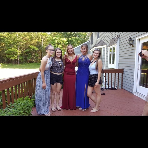 Dark Red Prom/ Evening Gown - Picture 2 of 5