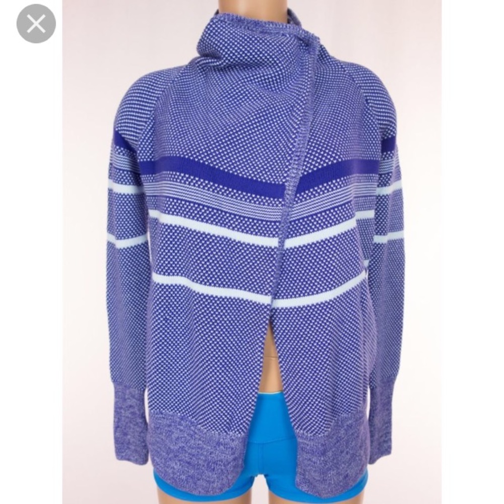 Ivivva sweater