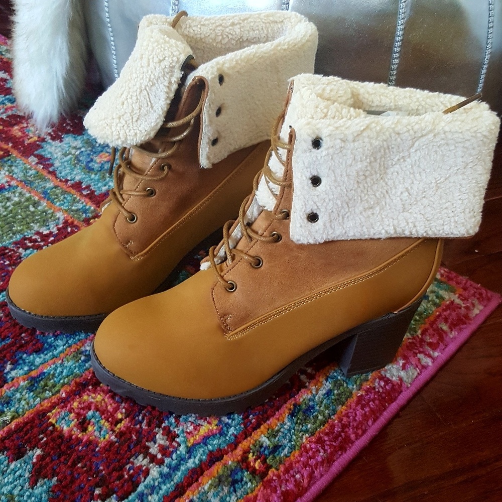 Work Boot Heels Wheat Brown Faux Sherpa Lining