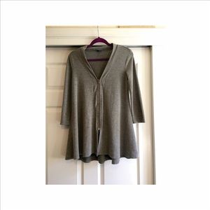 3/4 Sleeve, grey zip up business casual sweater.