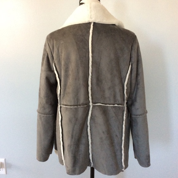 🍁HP🍁1 SM LEFT 🍁Faux Suede & Sherpa Open Jacket - Picture 4 of 4