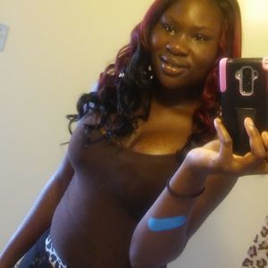 Meet your Posher, Kendra