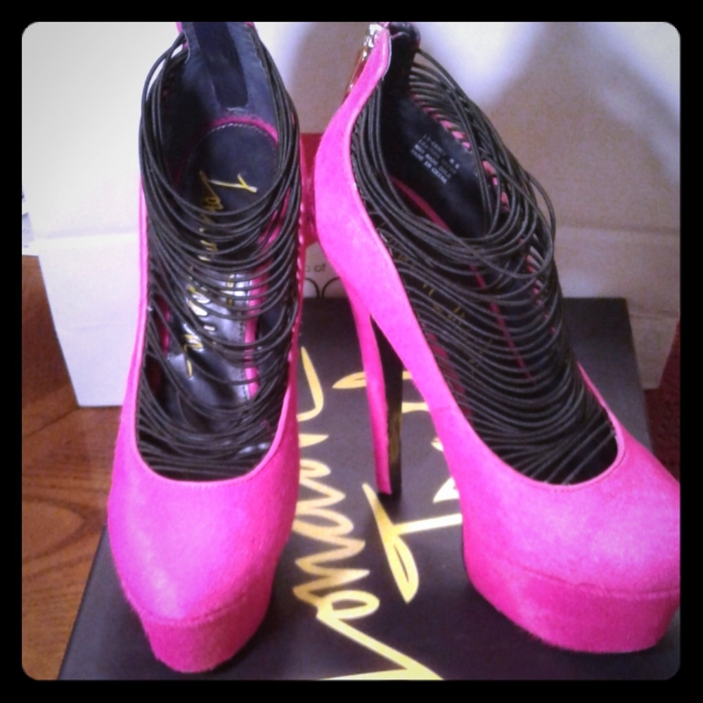 Pink London Trash Pumps