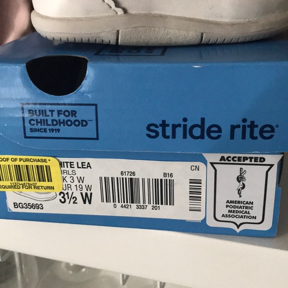 Stride Rite - Picture 2 of 4