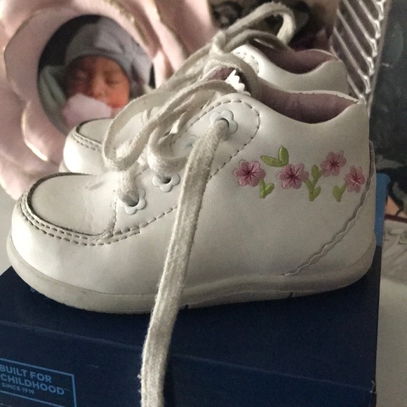 Stride Rite - Picture 4 of 4