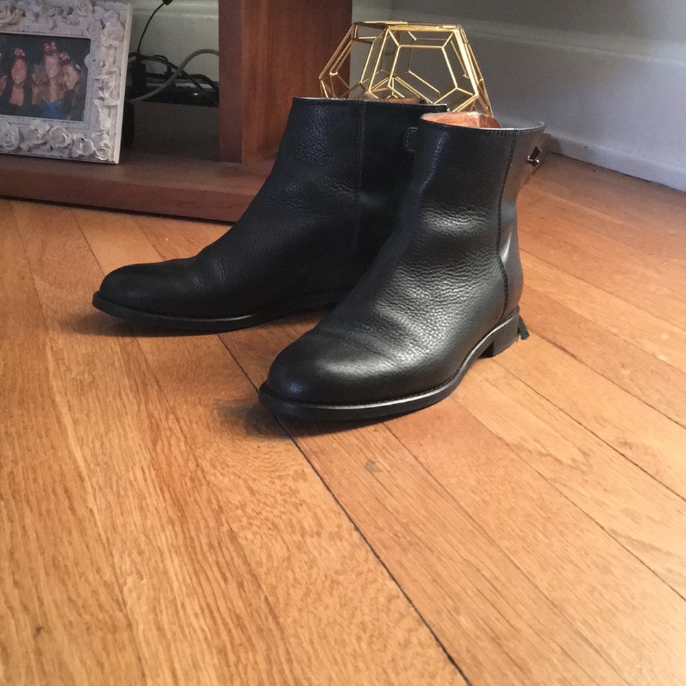 Madewell black boots