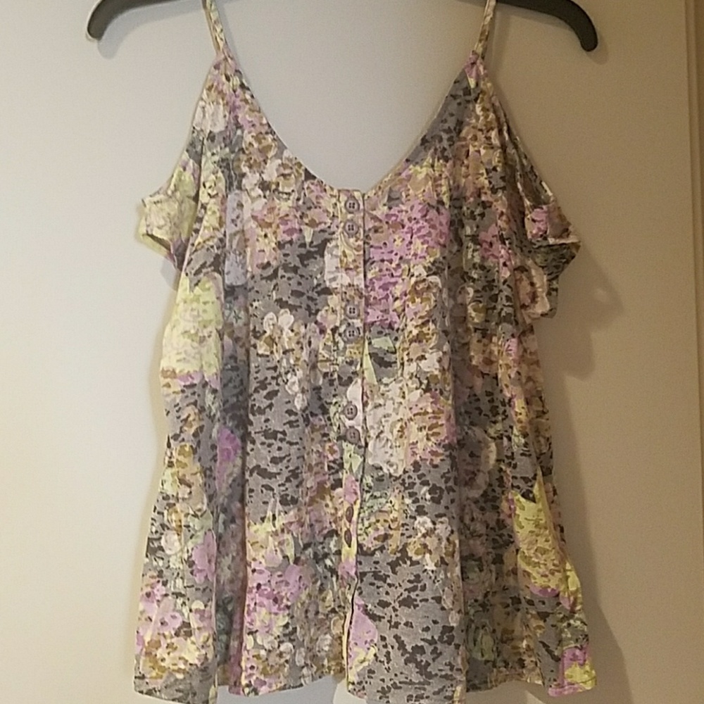 Flowy top