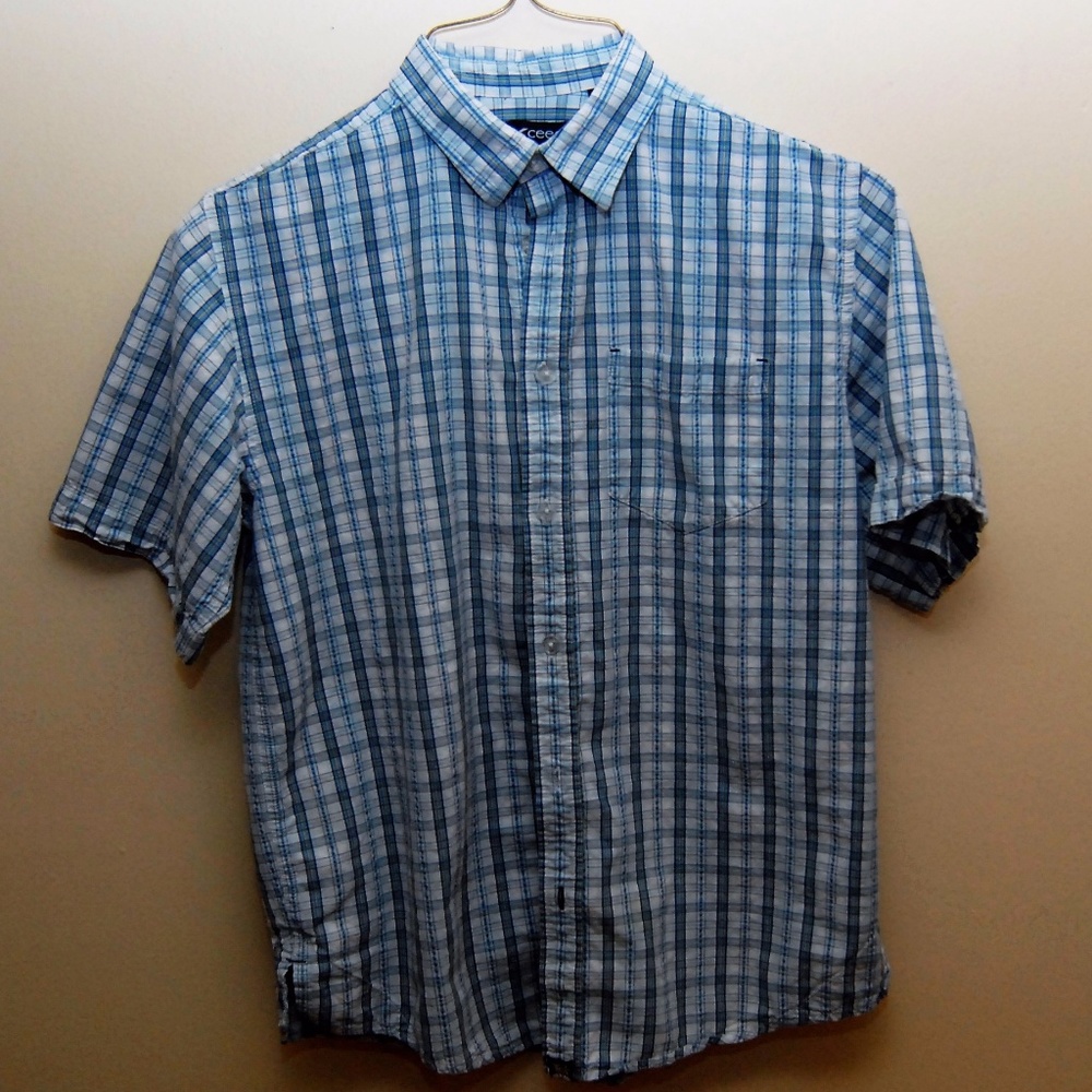 Short Sleeve Exceed Button Down Shirt