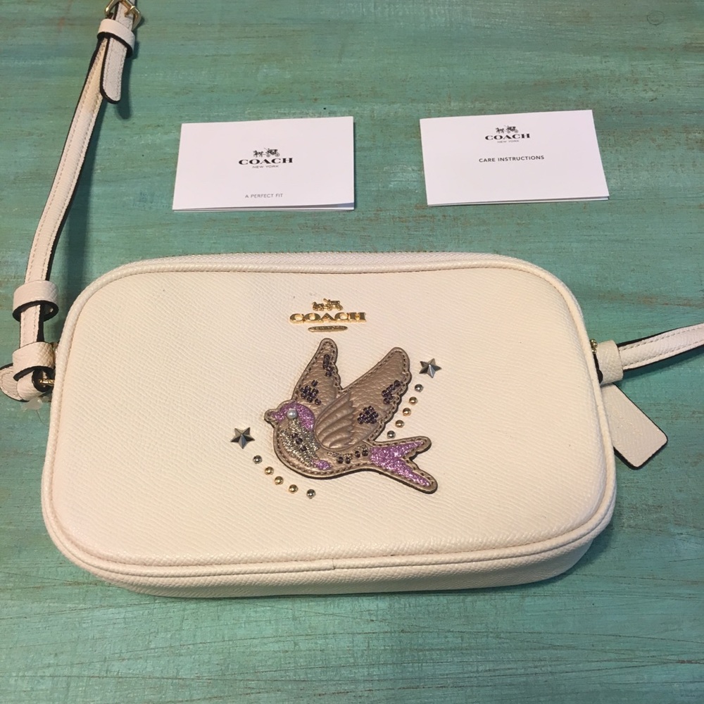 💕NWT COACH💕 CROSSBODY POUCH LEATHER BAG - Picture 2 of 7
