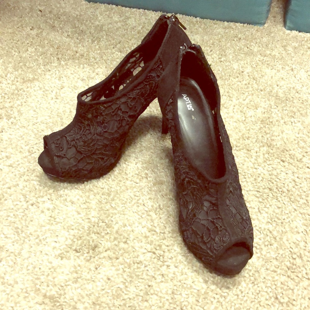 APT 9 booties