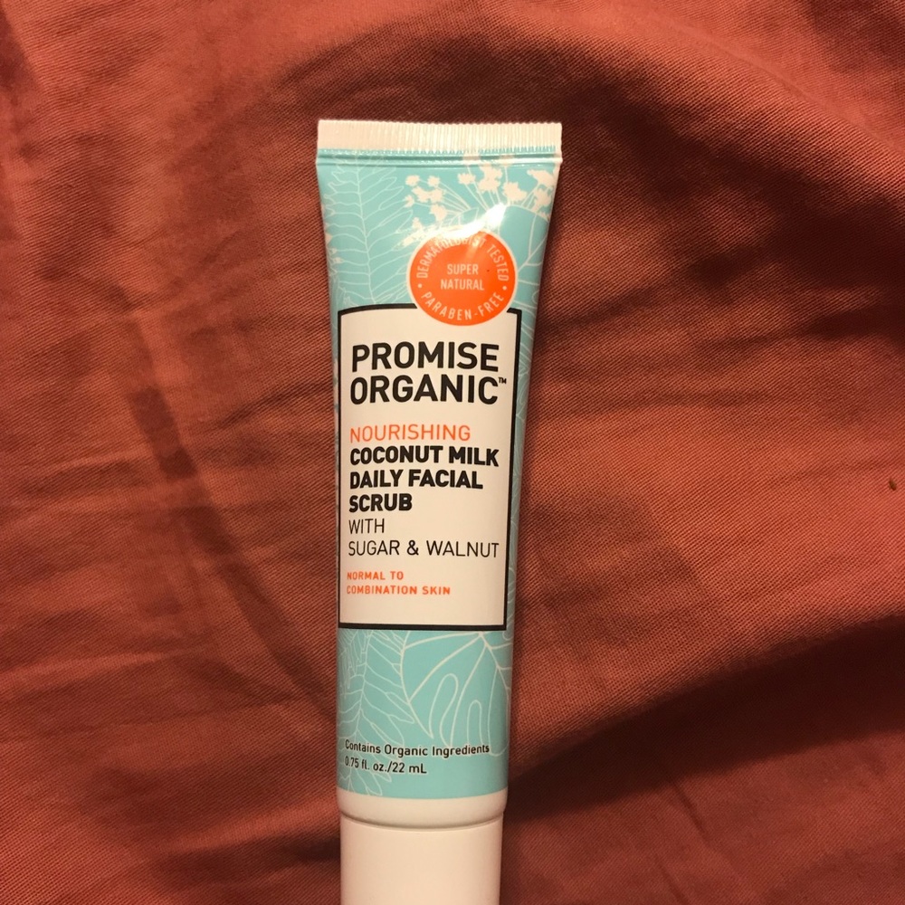 Promise Organic Facial Scrub