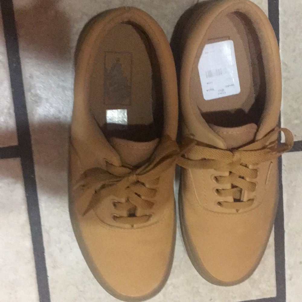 Vans sneaker . Men size 7.1/2. Women size 9. Sold