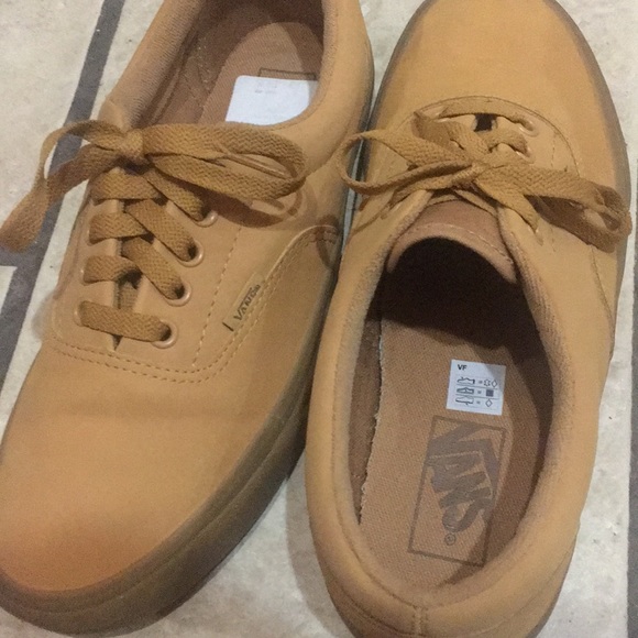 Vans sneaker . Men size 7.1/2. Women size 9. Sold - Picture 3 of 3