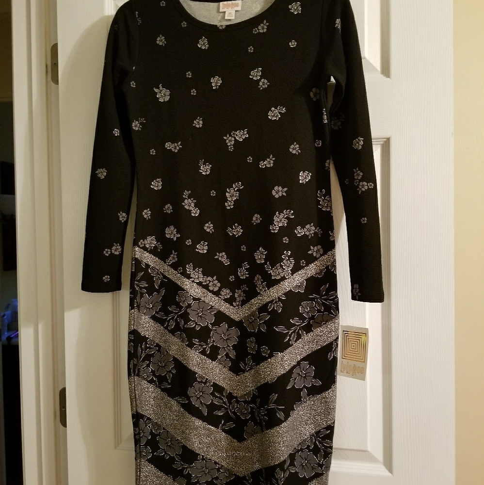 Xs Debbie, 2017 Lularoe Elegant