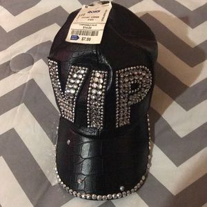 Black diamond hat
