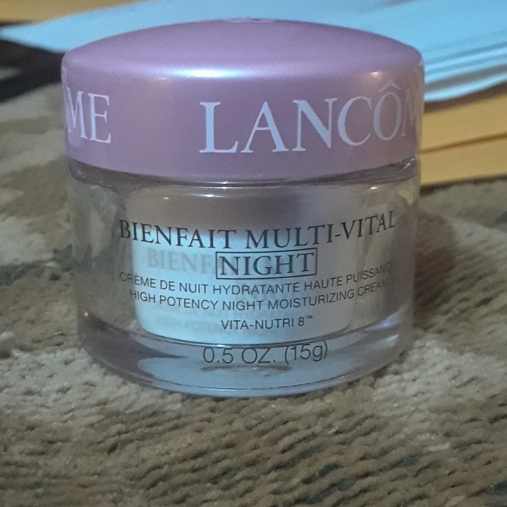 Lancome bien fait multi-vital night cream