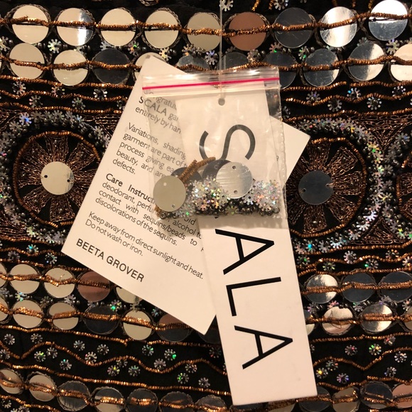 SCALA BLACK AND GOLD SEQUINED DRESS - Picture 2 of 5