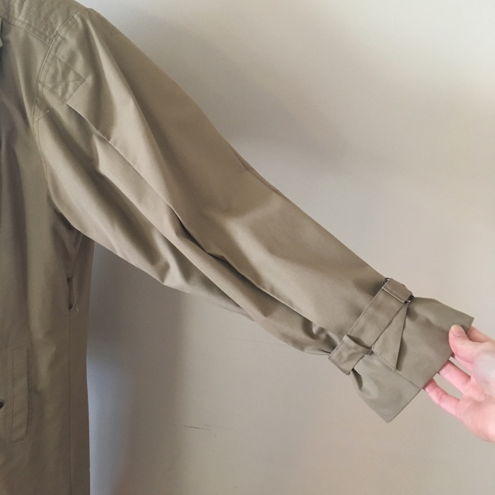 Tan trench coat - Picture 6 of 8