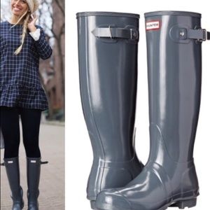 EUC GREY HUNTER BOOTS! Size 7