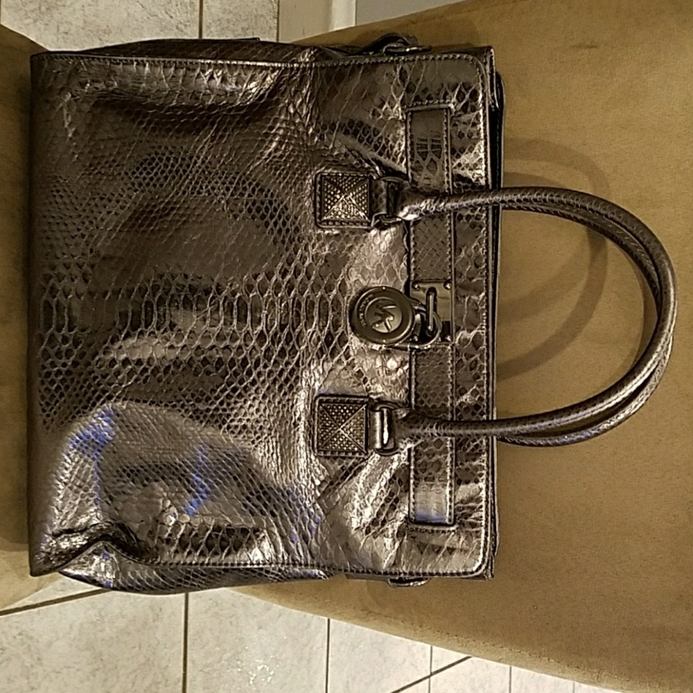 Beautiful Michael Kors bag