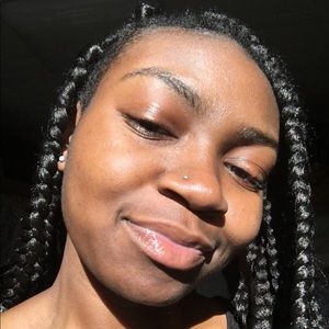 Meet your Posher, Rhodalene