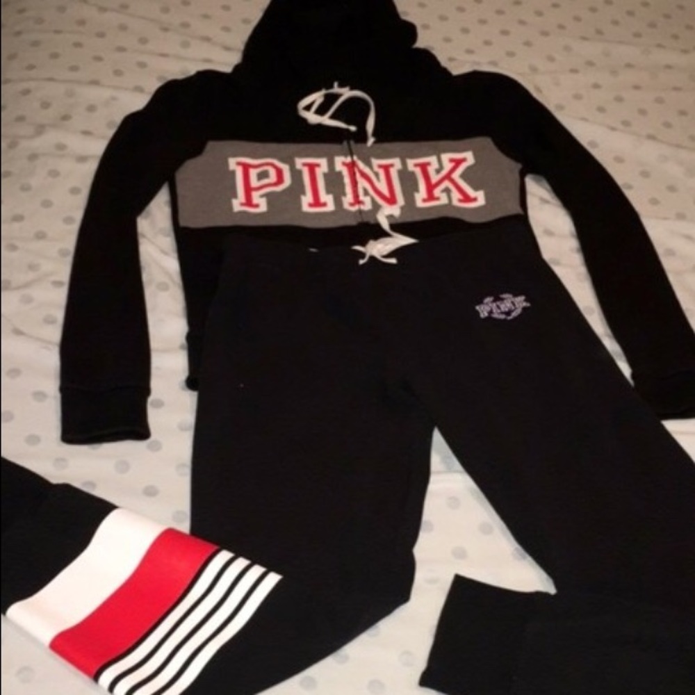 Vs pink outfit