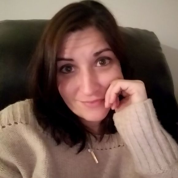 Meet your Posher, Kim - Picture 1 of 1