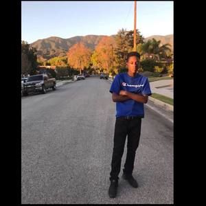 Meet your Posher, Derek