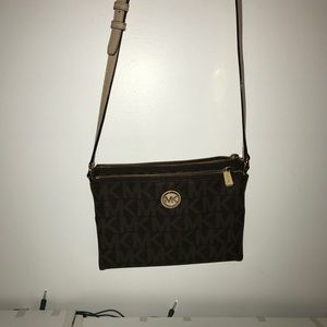 Michael Kors side bag!