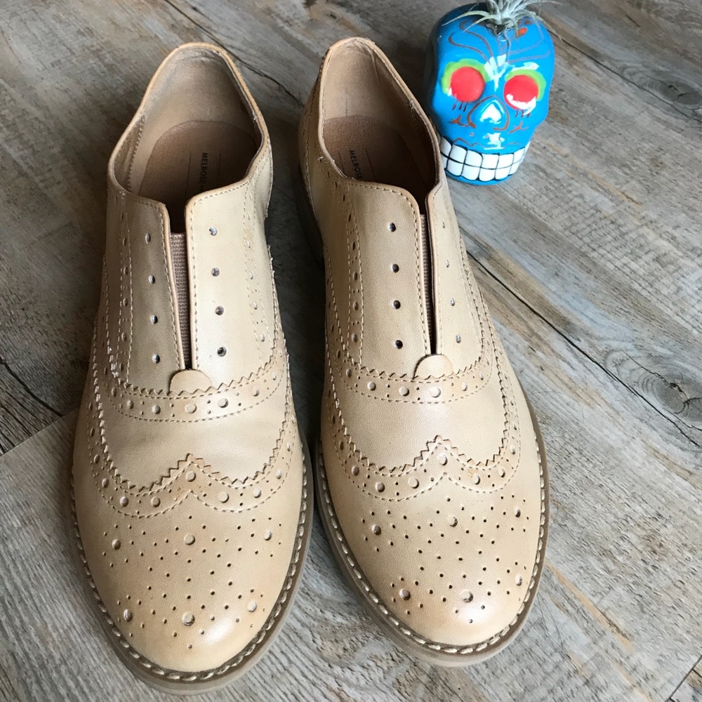 Melrose and Market Casual Flats