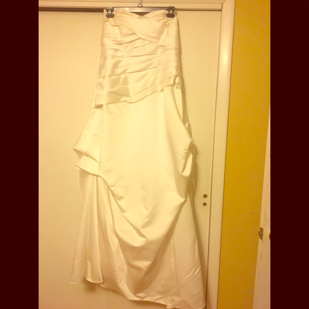 David Bridal Wedding Dress