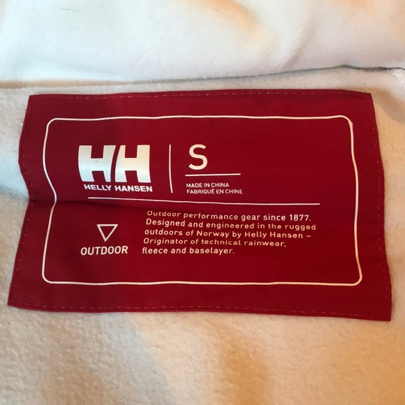 Red winter jacket - Picture 3 of 3