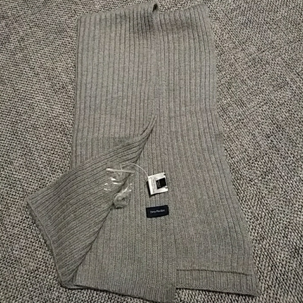 Thirty-Five Kent Scarf
