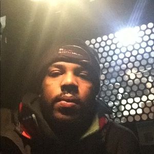 Meet your Posher, Angelo