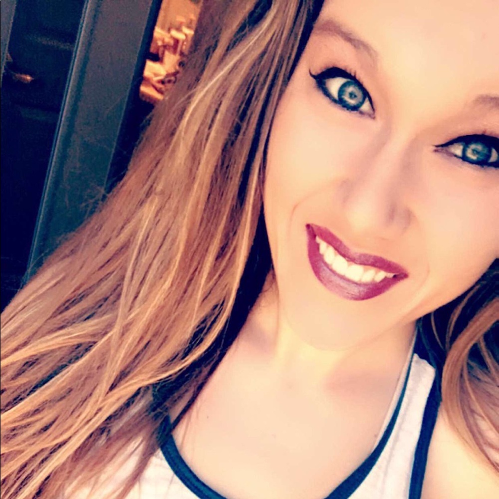 Meet your Posher, Sara